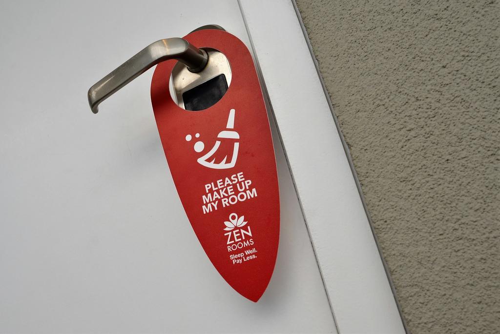 Zen Premium Outram Park Hotel Singapore Exterior photo